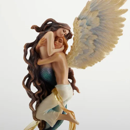Vista 5 de (color) - Ángel de amor imposible y estatua de amantes de la sirena por la artista Selina Fenech