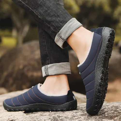 Vista 5 de UBFEN - Pantuflas cálidas de invierno para hombre y mujer con forro de felpa mullida, zapatos de casa con suela de caucho antideslizante