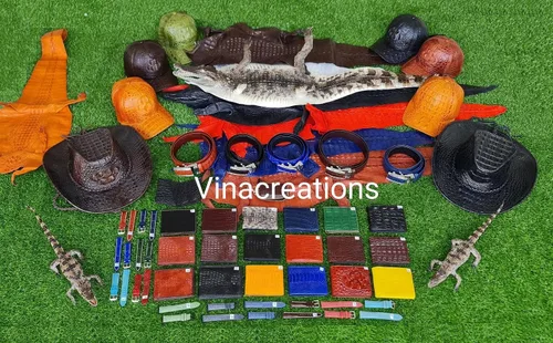 Vista 7 de Cartera hecha a mano de cocodrilo cocodrilo para el vientre de cuero. Cartera de cuero genuino con bloqueo RFID hecha por artesanos vietnamitas