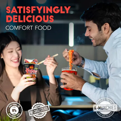 Vista 3 de Samyang Ramen picante con sabor a pollo asado - 6 fideos surtidos (2.47 oz), 3 de cada uno: 2 fideos SpicRamen y ramen de pollo picante, fideos
