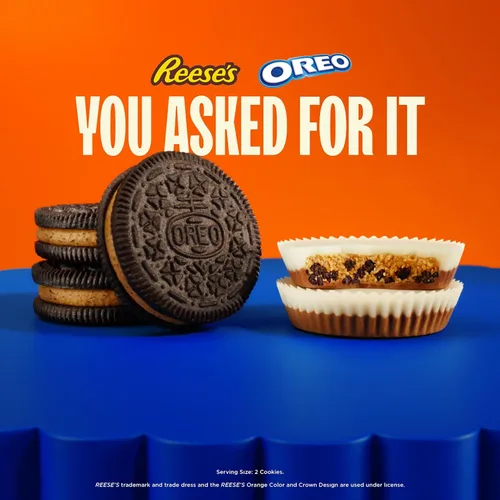 Vista 7 de OREO REESE'S Galletas sándwich de chocolate con crema de maní, 12.35 onzas (paquete de 2)