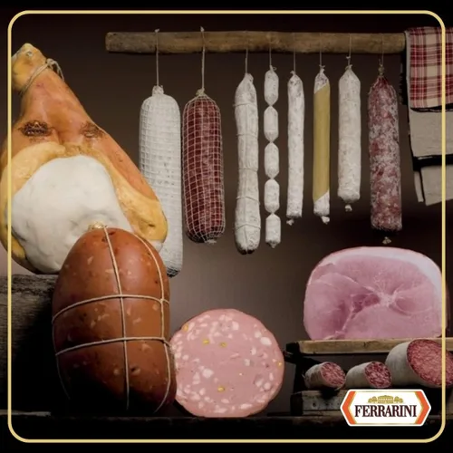 Vista 4 de Ferrarini, Salami italiano, Emilia, curado en seco, marca italiana de primera calidad. Salami italiano hecho en Italia. Sin leche, sin OMG.