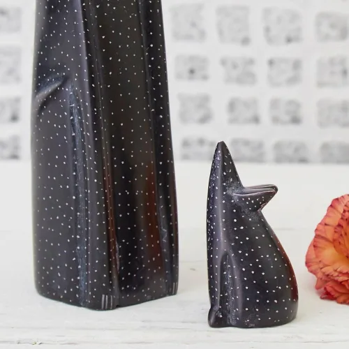 Vista 4 de Kisii Stone - Juego de figuras de ratón y gato negro