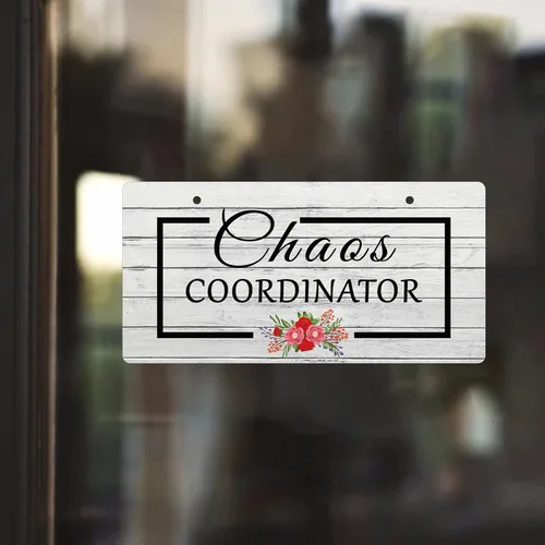 Vista 5 de Cartel colgante de Coordinador del Caos de 10 x 5 pulgadas, placa para el hogar, regalo para mujeres, jefe, compañera de trabajo, profesora