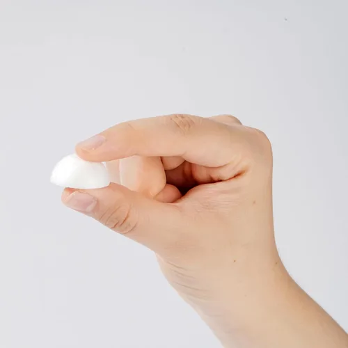 Vista 3 de Crafjie 150 piezas bolas de espuma de media pulgada blancas, bolas de espuma de poliestireno semirredondas, suministros para manualidades, bolas