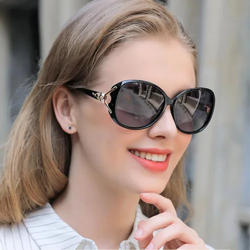 Vista 2 de Lentes de sol polarizados para mujer, lentes de sol modernos y elegantes, con protección UV