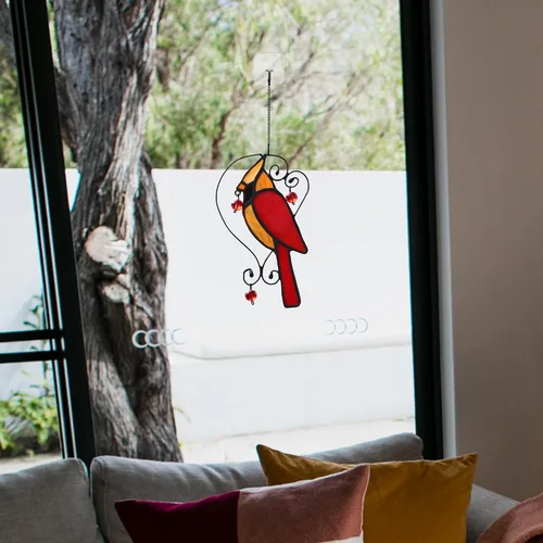Vista 5 de Adorno de cardenal rojo de vitral colgante para ventana, adornos de pájaros atrapasueños para ventana, regalos de cardenal para abuela, mamá, regalo
