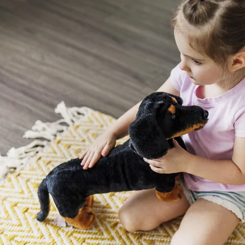 Vista 7 de Melissa & Doug Dachshund Gigante - Perro de Peluche Realista Grande
