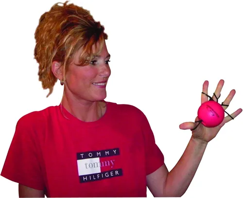 Vista 2 de Handmaster Plus Ejercitador de mano de terapia física – Ejercitador de antebrazo con bola de alivio de estrés – Pelotas de terapia de mano