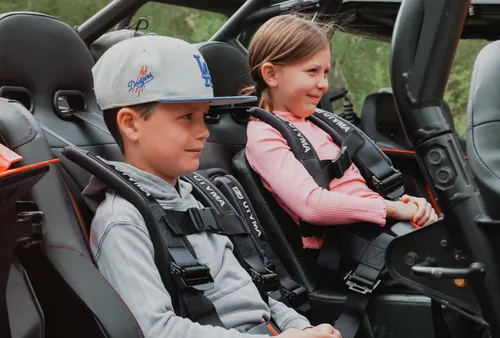 Vista 4 de UTVMA Cojín para niños, asiento UTV para niños, cojín de 5 pulgadas para asientos UTV de stock y posventa