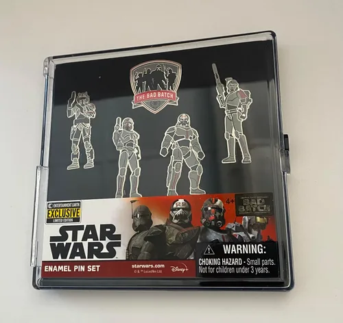 Vista 3 de Star Wars The Bad Batch - Paquete de 5 pines esmaltados, exclusivo de Entertainment Earth, color gris