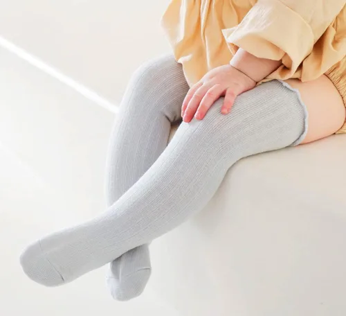 Vista 3 de Calcetines altos hasta la rodilla para bebés, recién nacidos, calcetines de algodón para uniforme de algodón, calcetines de algodón cálido