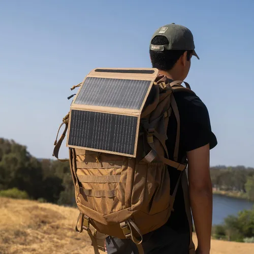 Vista 7 de NESTOUT Panel solar portátil, puertos USB-C y USB-A, cargador solar de 14 W para campamento, nailon Ripstop repelente al agua, diseño compacto