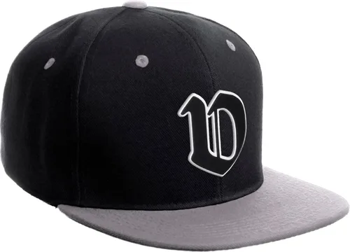 Vista 1684 de Daxton Gorra clásica con visera de billete plano con letras del alfabeto inglés antiguo de la A a la Z