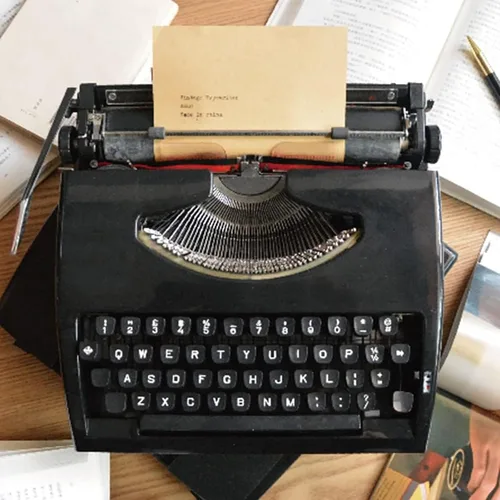 Vista 2 de Máquina de escribir en relieve tradicional a la antigua, escritura libre, máquina de escribir vintage para un flujo nostálgico - Máquina de escribir