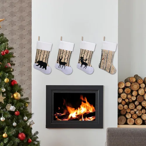 Vista 4 de Calcetín de Navidad rústico de arpillera de 20 pulgadas con diseño de cardenal, decoración de repisa de chimenea, cardenal rojo navideño Birch