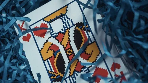 Vista 2 de MJM Surprise Deck V5 (azul) naipes por Bacon Playing Card Company