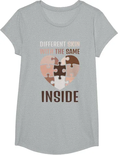 Vista 61 de Camiseta con texto en inglés "Black History Month Different Skin With The Same Love Inside