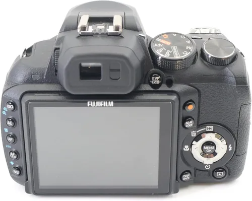 Vista 5 de Fujifilm FinePix HS10 Cámara digital CMOS de 10 MP con zoom óptico gran angular de 30x y LCD de 3 pulgadas