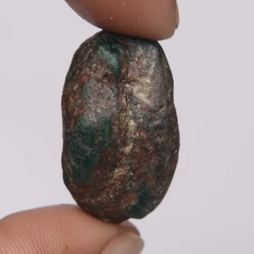 Vista 3 de REAL-GEMS Piedra preciosa tosca de fucsita esmeralda natural auténtica, cristal de fucsita esmeralda cruda, piedra preciosa suelta de 39.50