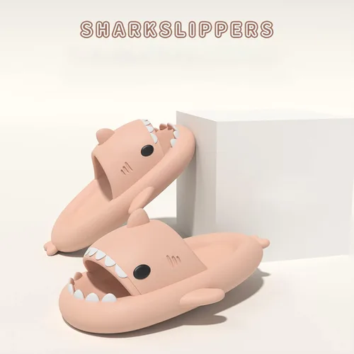 Vista 5 de Sandalias de tiburón para mujeres y hombres, pantuflas de ducha de nube, lindas caricaturas de verano, EVA, zapatos de playa cómodos y acolchados
