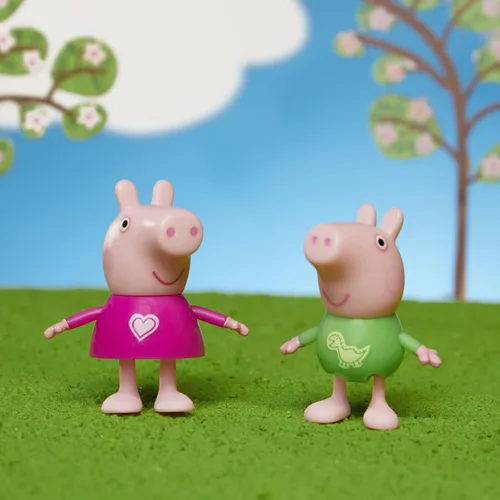 Vista 5 de Peppa Pig Paquete de figuras de Dr. Polar Bear Calls On Peppa and Friends, incluye 8 figuras, juguetes preescolares, a partir de 3 años