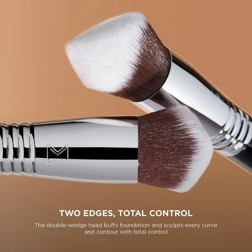 Vista 8 de Sigma Beauty Cepillo Kabuki 3DHD®, cepillo denso Kabuki para base líquida