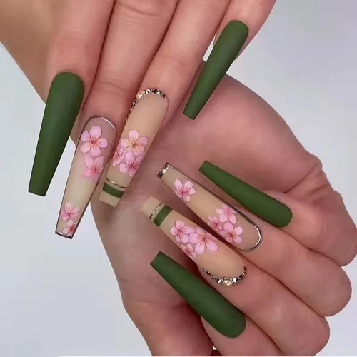 Vista 11 de Uñas postizas a presión medianas con forma de almendra, uñas falsas con puntas francesas y diseño de línea dorada, 24 piezas, uñas adhesivas