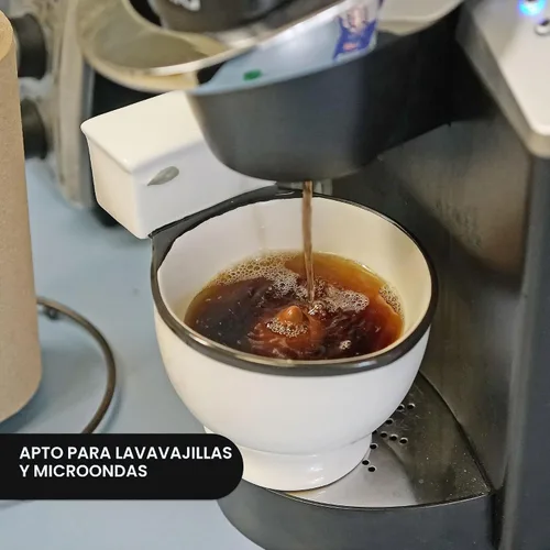 Vista 3 de Fairly Odd Novelties Taza de café de cerámica para inodoro, ahora con caca oculta, 11 onzas, color blanco