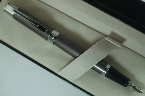 Vista 3 de Cross Sheaffer 300 Collection II - Pluma estilográfica media, compacta, pulida, color gris metalizado