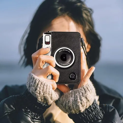 Vista 9 de CAIYOULE - Funda para cámara instantánea Fujifilm Instax Mini EVO, color negro Protective Camera Accessories Kit for Instax Mini EVO with Picture