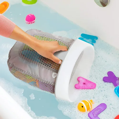 Vista 4 de Munchkin® Juego de elementos esenciales de baño con pingüino nadador de cuerda adicional, 3 piezas, gris