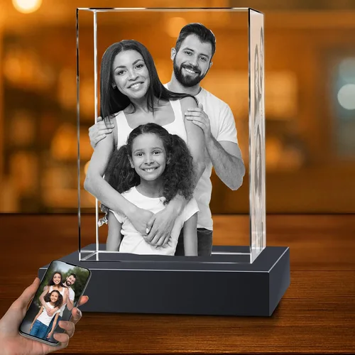 Vista 26 de Marco de Fotos Personalizado de Cristal 3D Rectangular Pequeño (Horizontal) – Premium: Base LED Multicolor, Envoltorio para Regalo y Tarjeta 3D