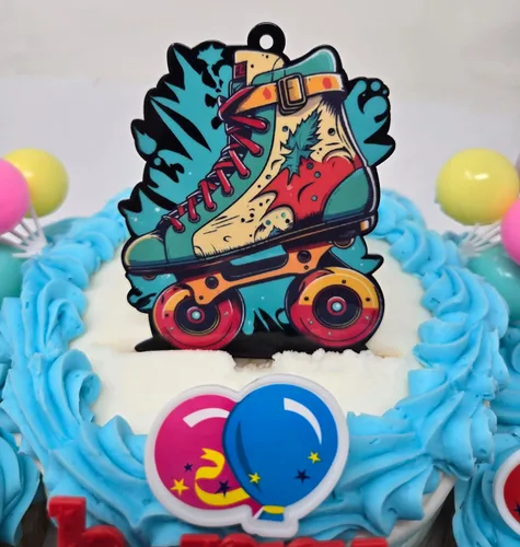 Vista 2 de Juego de decoración para pastel de cumpleaños de 7 piezas con temática de patines