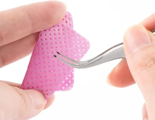 Vista 4 de Toallitas de uñas sin pelusas, 600 toallitas de pegamento para extensiones de pestañas, almohadillas de limpieza de pegamento