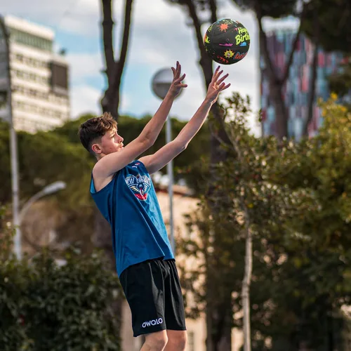 Vista 6 de Pelota de baloncesto de cuero PU JIUERYUN – Talla oficial 7 (29,5 pulgadas), Talla 6 (28,5 pulgadas), Talla 5 (27,5 pulgadas), pelota de cumpleaños