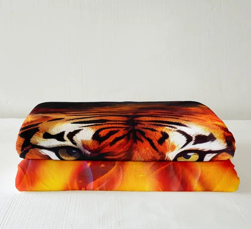 Vista 4 de Manfei Manta de tigre de fuego, manta de cama de tigre de llama naranja para niños, adolescentes y adultos, decoración de habitación, manta temática