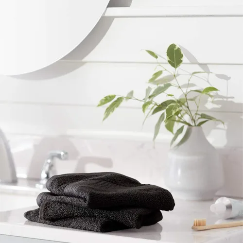 Vista 7 de Amazon Basics Toallas de algodón para la cara, suaves, absorbentes, paquete de 12, color negro, 12 x 12 pulgadas