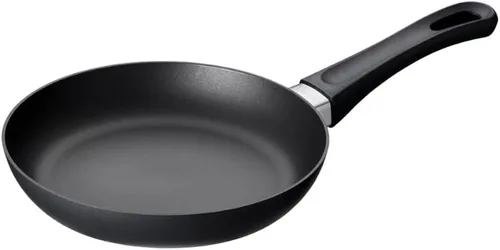Vista 15 de Scanpan Sartén para Freír Antiadherente Clásica de 8 Pulgadas – Compatible con Estufas de Gas y Eléctricas, Segura para Utensilios de Metal, Segura