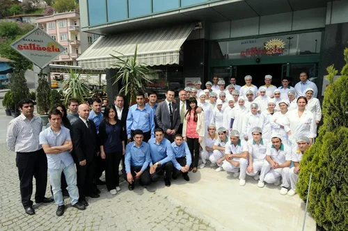 Vista 5 de Bollo Gulluoglu Pogaca relleno de queso, 6 piezas, envío fresco diario desde Estambul/Turquía