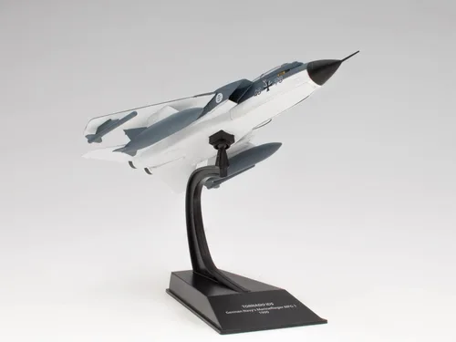 Vista 4 de OPO 10 - 1/100 Avión de combate militar compatible con Tornado IDS MFG1 1990 de la Armada Alemana - CP39