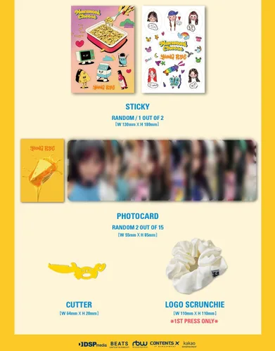 Vista 5 de Macaroni Cheese - incl. 64pg Photobook, Poster, Sticker, 2 Photocards + Cutter