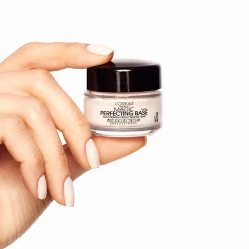 Vista 4 de Base profesional Studio Secrets Magic Perfecting Base