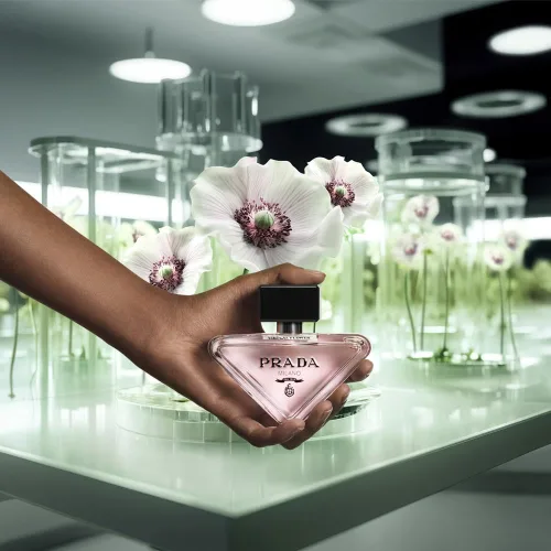 Vista 6 de Paradoxe Virtual Flower de Prada para mujer – 1.6 oz EDP Spray (recargable)