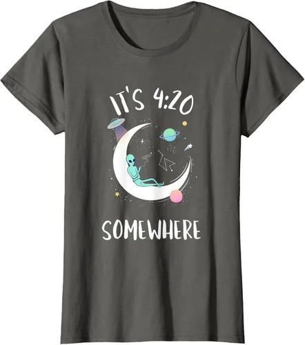 Vista 7 de Funny Weed Joint Smoking Moon Alien It's 4:20 Somewhere Camiseta, Negro, S