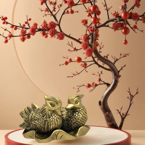 Vista 3 de Betterdecor Feng Shui chino mandarín Yuan Yang Love Birds estatua figurita decoración para el hogar y la oficina para el romance y el amor