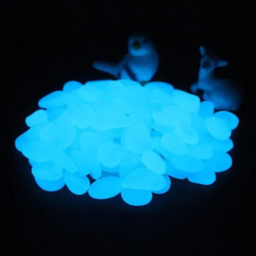 Vista 7 de Piedras que brillan en la oscuridad, 100 piezas de piedras decorativas para acuario de pecera, pequeñas piedras luminosas para césped, patio