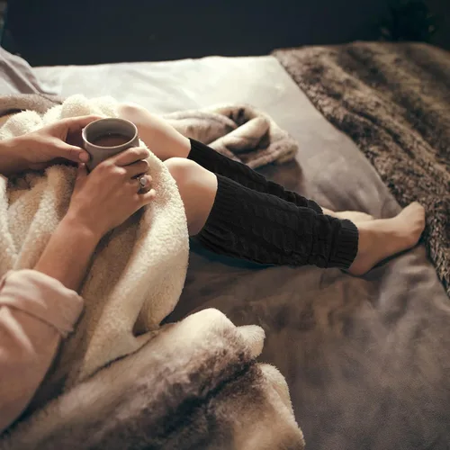 Vista 5 de SATINIOR 4 pares de calcetines largos de punto trenzado para mujer de invierno