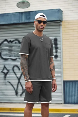Vista 33 de COOFANDY Conjunto de camisa y pantalones cortos de gofre para hombre, conjunto de 2 piezas, conjunto casual de verano con bolsillos