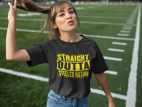 Vista 3 de Expression Tees Straight Outta Steeler Nation - Body de una pieza y camiseta para niños pequeños